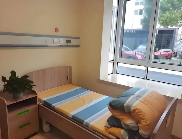 申请入户_当下最大的话题，《731》还上不上 老人照护难度失智较大