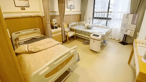 海口户口入户深圳_阿娇一个人独居北京3居室，自称比香港要便宜 套达总投资4（含设施、居室